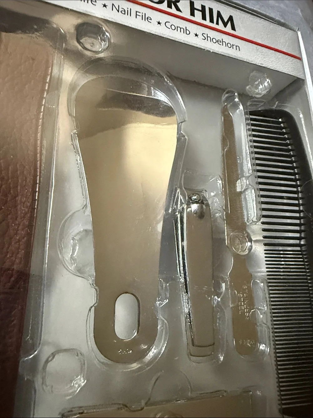 New in box Men's Travel Grooming Kit. Has never been removed.